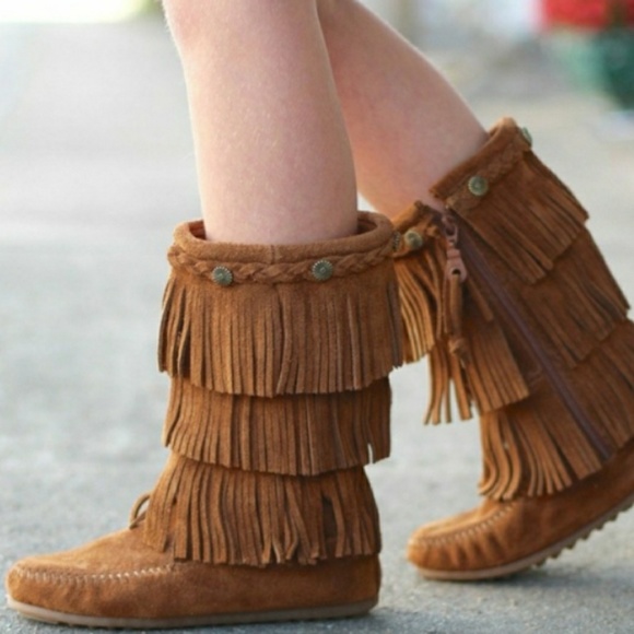 Minnetonka Other - New Kids 3 Layer Minnetonka Frindge Boots